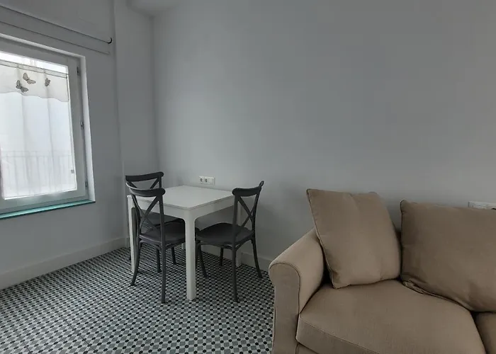 Casa Tina Апартаменты Кадис